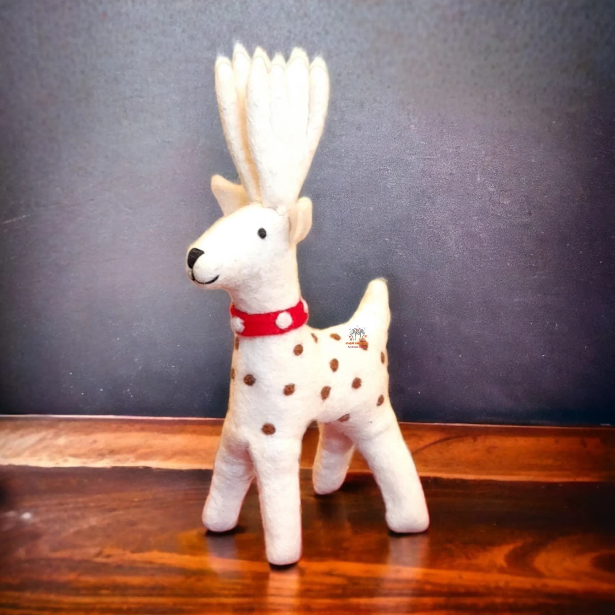 Christmas Reindeer White