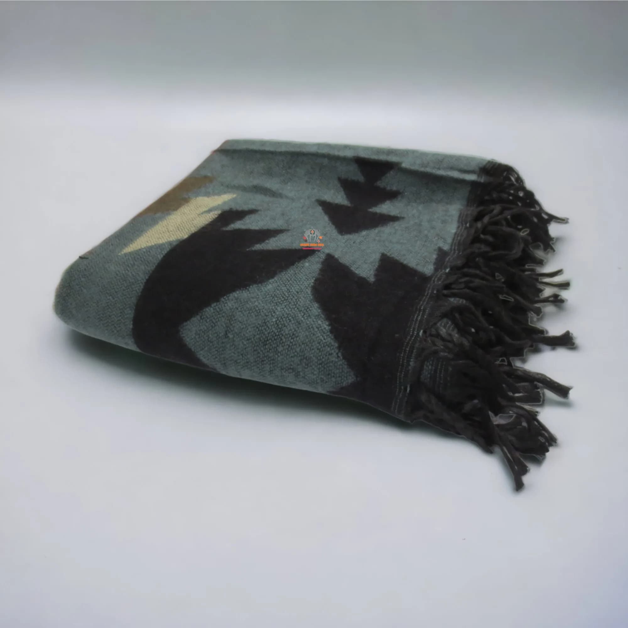 Crafty Woolen Shawl