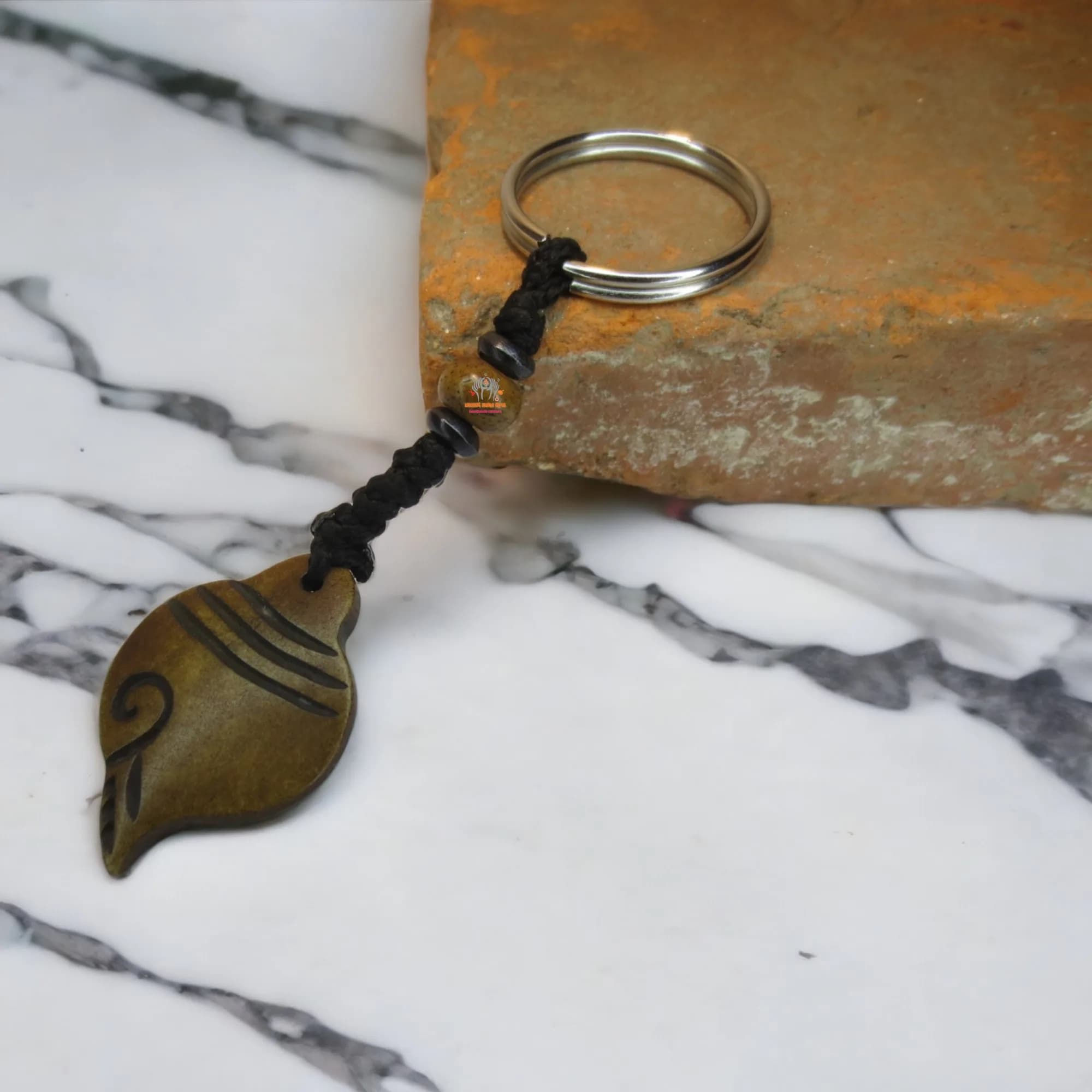 Conch Symbol Keyring