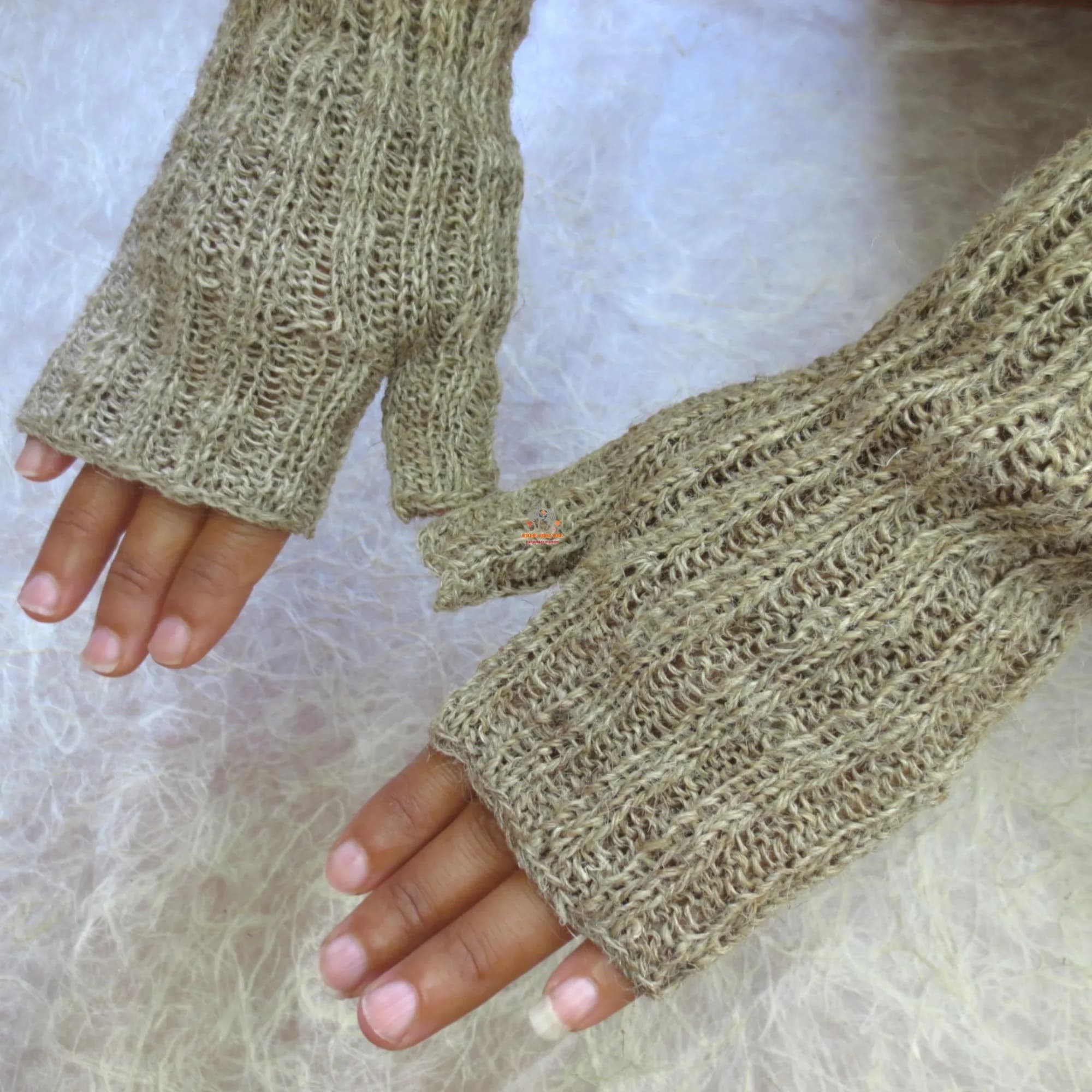 Himalayan Nettle Gloves