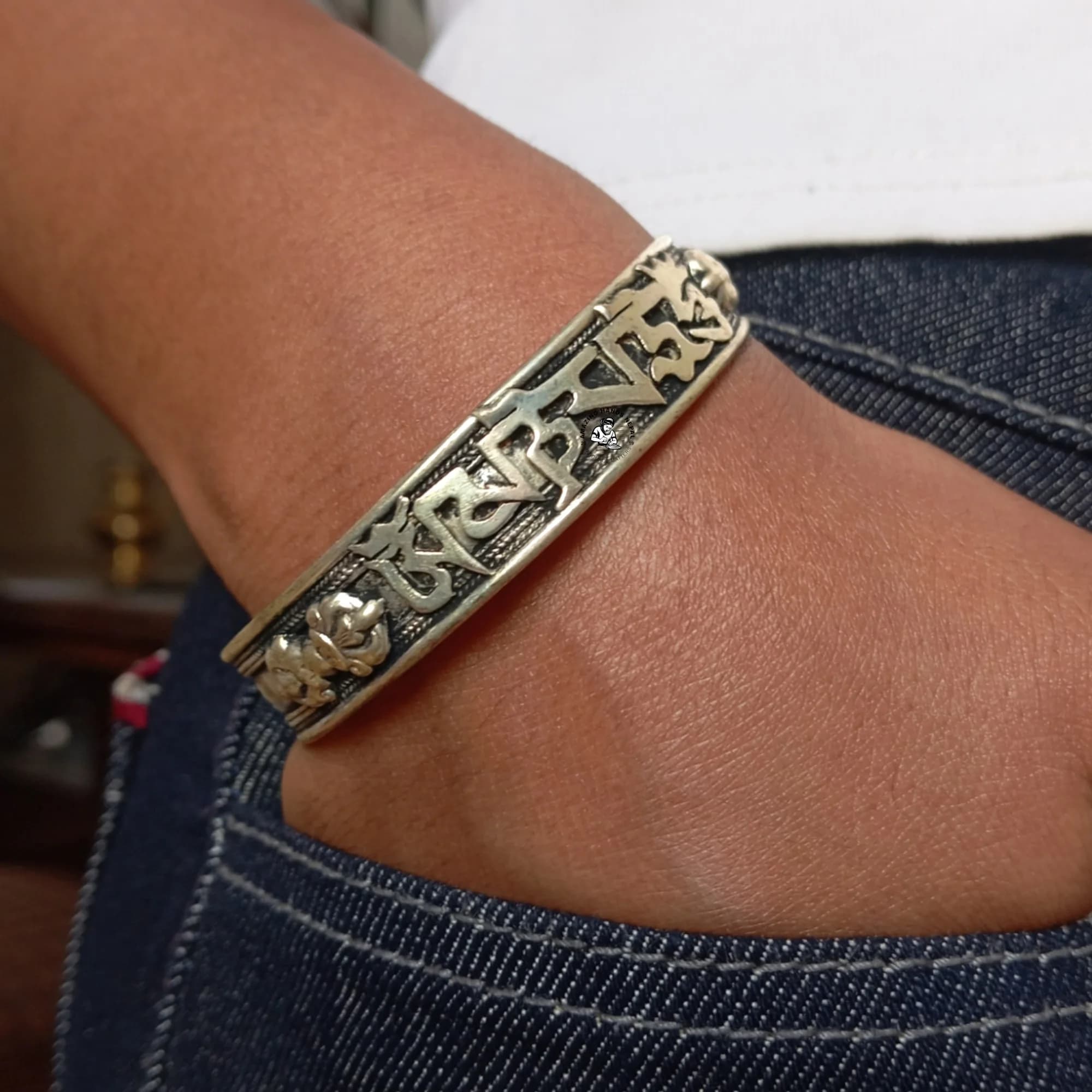 Tibetan Buddha Mantra Bajra Bracelet