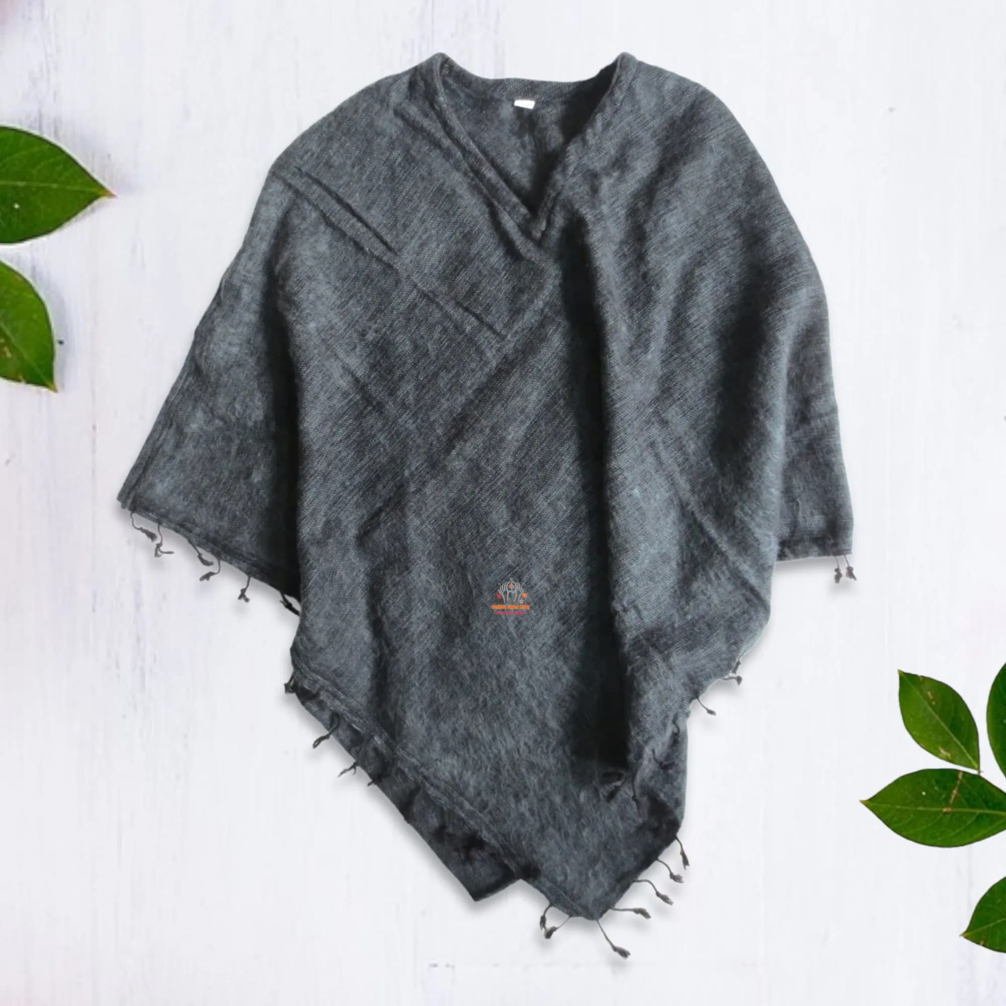 Woolen Poncho Short