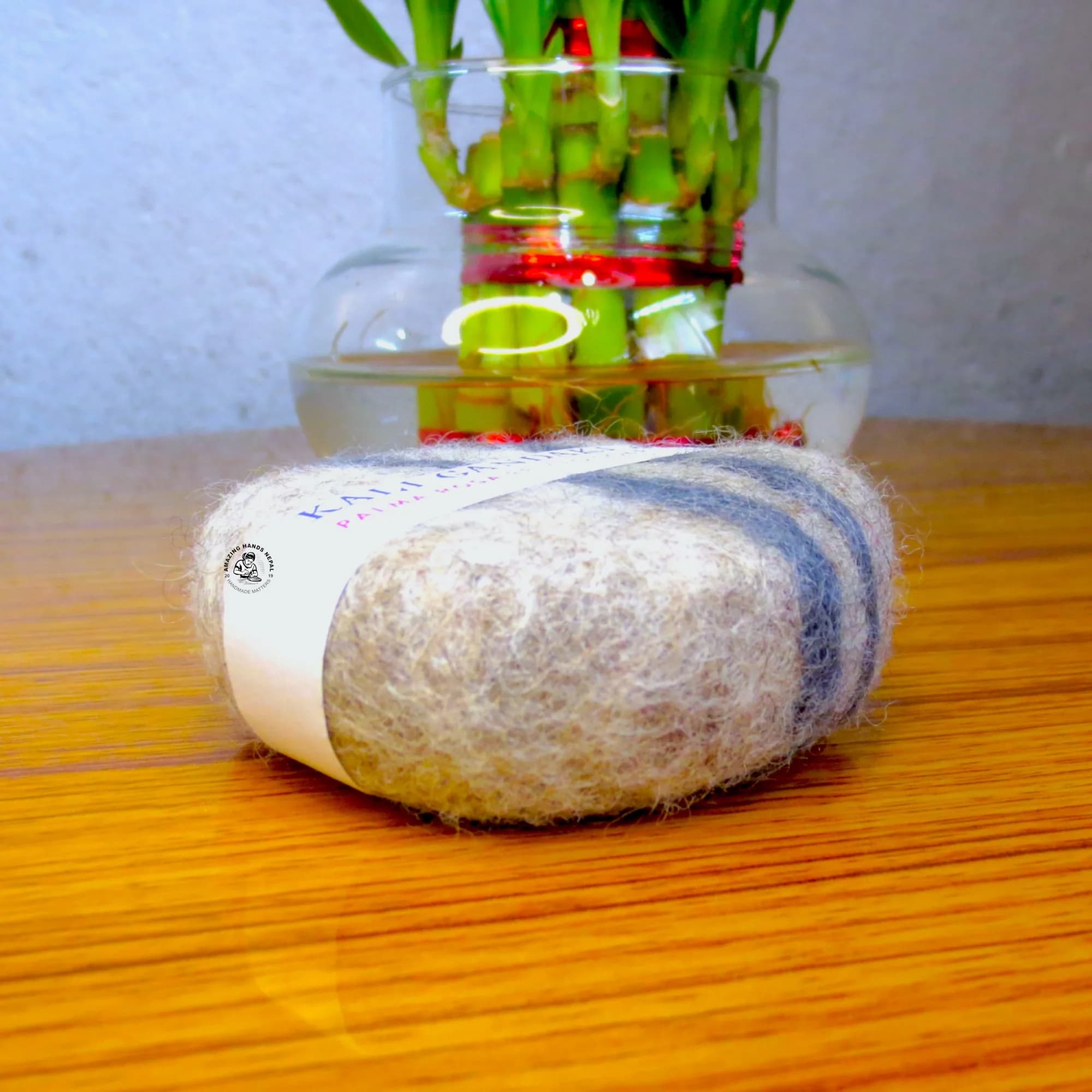Kali Gandaki Palma Rose Felted Soap